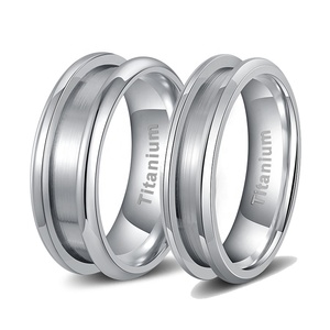 Anillo en blanco POYA de titanio